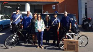 Carabinieri e Coop donano beni alla Caritas