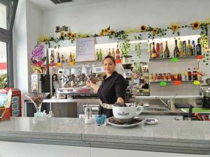 Nuova gestione per il bar Le Sorelle di via Buontalenti