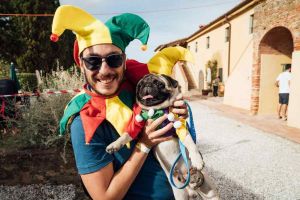 Ugopiadi 2023 Invasione di carlini in abiti medievali