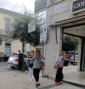Cecina commemora Norma Cossetto, martire istriana torturata, violentata e gettata in una foiba dai partigiani comunisti slavi