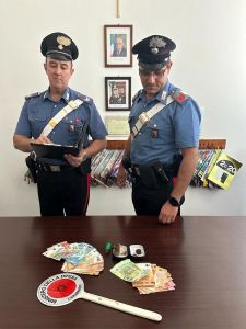 Controlli durante il "Fierone", denunciato per spaccio 31enne albanese. Segnalati due assuntori