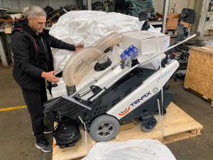 Aamps arrivate due mini spazzatrici ecologiche, saranno utilizzate in centro e sul viale Italia