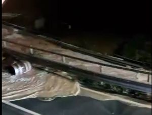 Limoncino, un fiume di acqua e fango (Video)