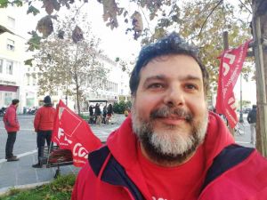 Flc Cgil in piazza contro il numero chiuso dei licei Enriques e Cecioni