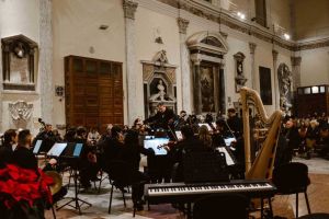 Concerto di Natale in Duomo con orchestra e coro del Goldoni