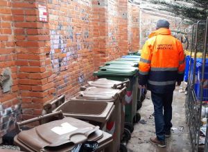 Isola ecologia Sforzini, multe a esercenti e cittadini 