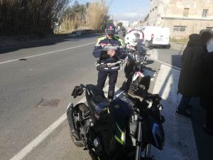 Scontro auto moto in via dell'Ardenza, 17enne in ospedale