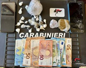 Solvay: arrestati un livornese e un tunisino, avevano droga e soldi