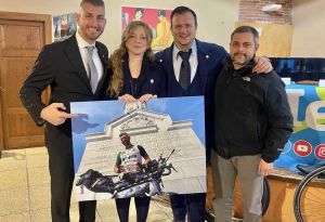 “Pedalando per il sorriso dei bambini, inaugurata a Livorno la mostra benefica a favore del Meyer