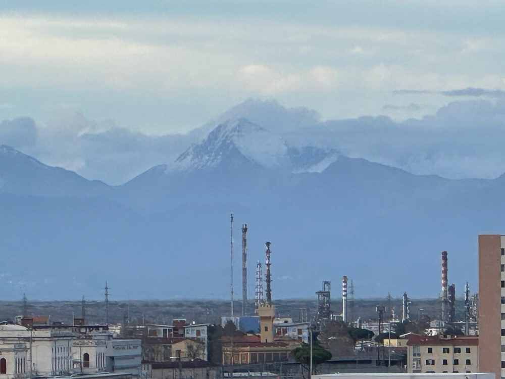 Le foto, gli Appennini si imbiancano