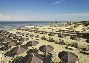 Water Sport Village Oasi del Mare cerca bagnini (ma tanti) per la stagione estiva