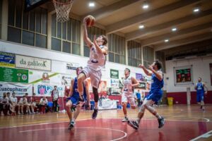 Us Livorno cede al Fides, dopo una partita combattuta