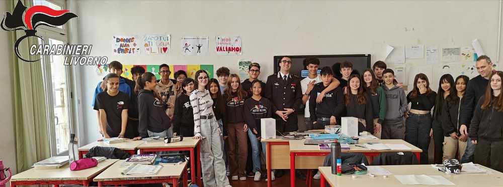 Cultura della legalità, i carabinieri alle Benci Borsi di Livorno