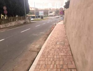 Nuovo marciapiede in via di Montenero, lavori al via