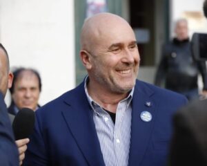 Stefano Bandecchi e Livorno: il rapporto con la città, la visione dei media e la campagna dal basso (Prima parte)