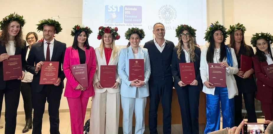 Polo Didattico di Livorno, ecco i nomi e le foto dei 17 nuovi laureati in Infermieristica