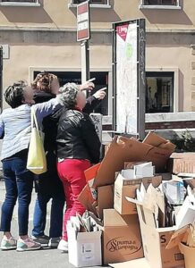 Turismo, a Livorno il crocierista si accoglie tra le scatole di cartone