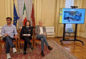 8 fototrappole mobili in città contro l'abbandono di rifiuti