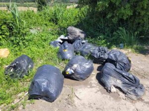 E' record per Mr. Green, 83 kg di rifiuti rimossi da Via delle Sorgenti