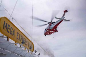 "Terroristi dirottano traghetto Livorno-Golfo Aranci", Guardia Costiera in azione