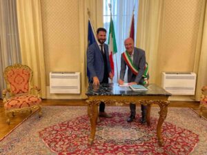 Salvetti è ufficialmente insediato, firmato il secondo mandato