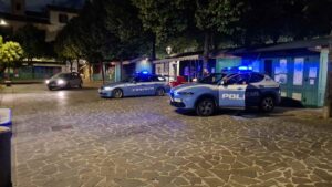 Tentato omicidio in piazza Garibaldi, arrestato un senegalese. Il 37enne accoltellato tentava di difendere una ragazza