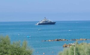 Here Comes the Sun Il Lusso Incontra il Mare a Castiglioncello