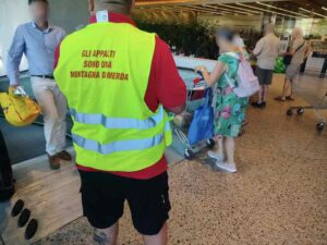 Appalti logistica Esselunga, volantinaggio USB