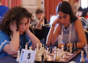 Campionati europei giovanili di scacchi, ottima prova dei livornesi a metà gara