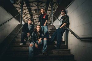 Synaesthesia, giovane band livornese dal sound alternative rock in concerto con "Jeremy"