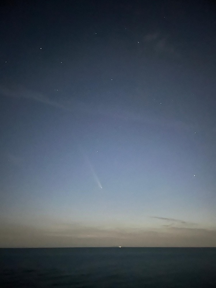 L'astrofilo livornese Milianti cattura la bellezza della cometa C2023 A3 (Tsuchinshan-ATLAS)