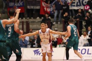 Sconfitta con grandissimo onore della Libertas, la riconoscenza dei tifosi ai ragazzi di Andreazza sempre in partita con Cantù