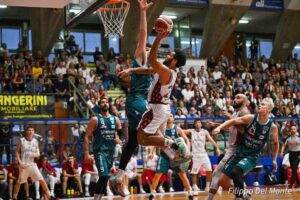 Sulla strada della Libertas c'è Cantù