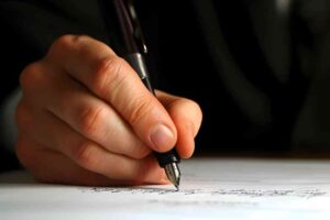 Lascito testamentario: come si fa e cosa lo distingue dalla donazione solidale