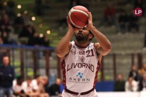 Basket: Pesaro cerca il riscatto, match ad alta tensione contro la Libertas