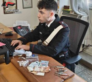 Spaccio, grimaldelli e chiavi alterate arrestato un 30enne