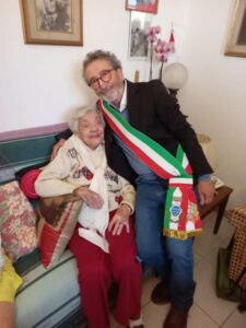 Castiglioncello: la longevità della famiglia Carta, anche la sorella minore Vittorina compie 100 anni