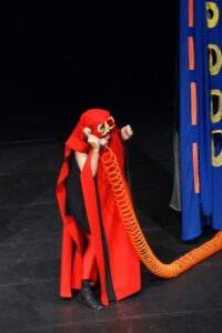 Al via il Premio Ciampi: in scena 𝗔ntonio Rezza e Flavia Mastrella con "io"