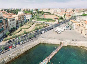 50mila tulipani di 45 specie rare cambieranno il volto di piazza San Jacopo