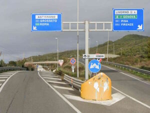 Galleria di Montenero chiusa in direzione nord per intervento Anas