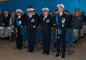 l neo Direttore Marittimo, originario di Siena, ha frequentato l’Accademia Navale di Livorno dal 1985 al 1989, quale Ufficiale di Stato Maggiore, transitato nel Corpo delle Capitanerie di porto nel grado di Tenente di Vascello, ha ricoperto incarichi di Comando presso l’Ufficio Circondariale marittimo di Maratea, la Capitaneria di porto di Viareggio, successivamente presso la Capitaneria di porto di Brindisi e quale Direttore marittimo del nord Sardegna. L’ultimo prestigioso incarico è stato quello di Capo del 3° reparto Piani e Operazioni del Comando Generale del Corpo delle Capitanerie di porto. Il Comandante Interregionale Marittimo Nord, Ammiraglio di divisione Flavio Biaggi, ha avuto parole di lode per l’operato di tutto l’equipaggio della Direzione Marittima di Livorno e per i risultati conseguiti nei quasi 4 anni di comando dell’Ammiraglio Angora. Il Comandante Generale, Ammiraglio Carlone, ha, infine, ringraziato l’Ammiraglio Angora per l'ottimo lavoro svolto durante il suo periodo di permanenza trascorso alla guida della Direzione Marittima della Toscana, sottolineando come la corretta e intelligente interpretazione del ruolo che è stato chiamato a rivestire abbia offerto un contributo competente e qualificato soprattutto per lo sviluppo della portualità e della vocazione marittima del territorio. L'Ammiraglio ha poi proseguito nella sua allocuzione rivolgendo gli auguri di buon lavoro all’Ammiraglio Angora per la nuova destinazione ed un sentito augurio all’Ammiraglio CANU per il prestigioso Comando appena assunto affinché possa continuare nel percorso già tracciato dal suo predecessore e contribuire, con costante impegno e passione, allo sviluppo di questa splendida realtà.