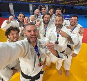 Judo, la palestra Senshi Livorno conquista il Bronzo al Campionato Italiano Master a squadre