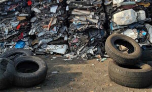 Maxi operazione contro il traffico di rifiuti pericolosi: 470 tonnellate sequestrate, coinvolta anche Livorno