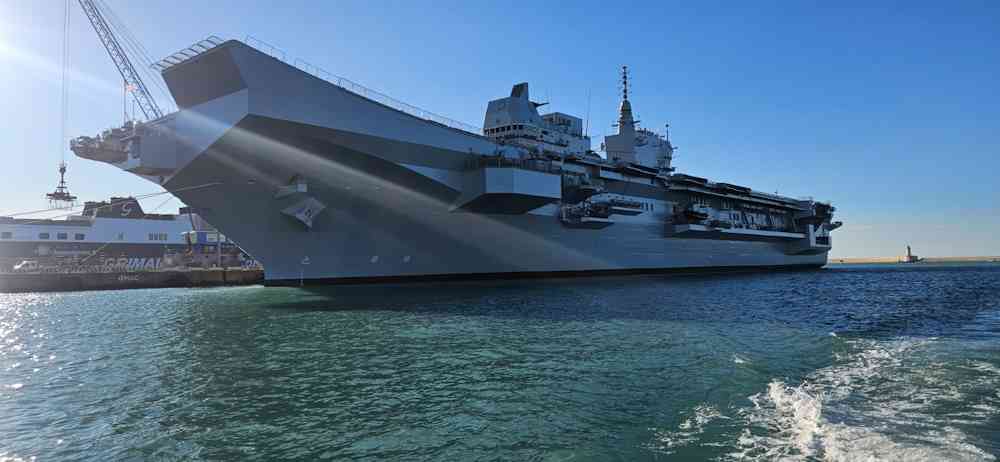 La Portaerei Trieste in porto a Livorno, sabato la consegna alla presenza di Mattarella