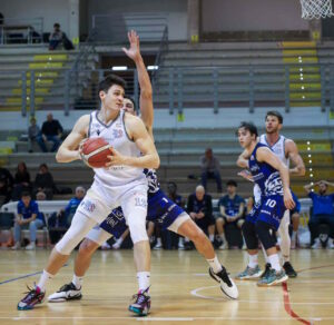 La Pielle espugna Latina