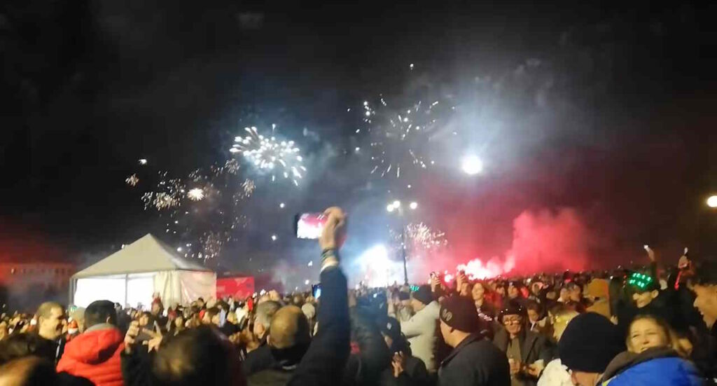 3-2-1 ecco il 2025,  i fuochi alla Terrazza Mascagni (Video)