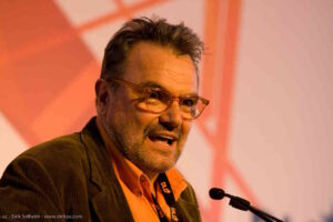 E' morto Oliviero Toscani, il fotografo sarà cremato a Livorno