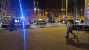 Ambulanza a Porta a Mare e ciclabile, la polemica di un residente: "ciclabile mal progettata"