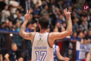 Una Pielle tutta cuore ferma Roseto