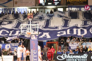 Cori piellini, Nugnes, primo cittadino rosetano: "giocatori vittime di chiari e pesanti insulti"